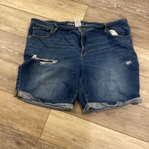 Ava & big sz 22 Bermuda Jean shorts